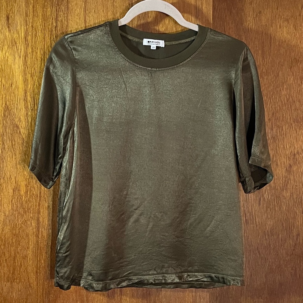 LA MADE Satiny Olive Green Shirt Sz XS